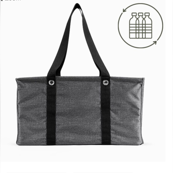 thirty-one Handbags - NWT | Thirty-One | Deluxe Utility Tote Charcoal Crosshatch